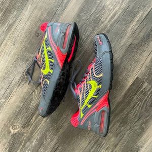 Nike air max torch 4 running shoes